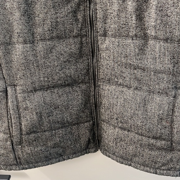 Old Navy Vest - Picture 3 of 6